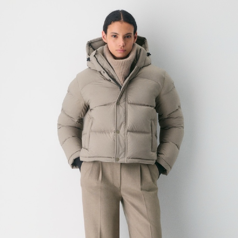 Aritzia The Super Puff Shorty Beige Jacket